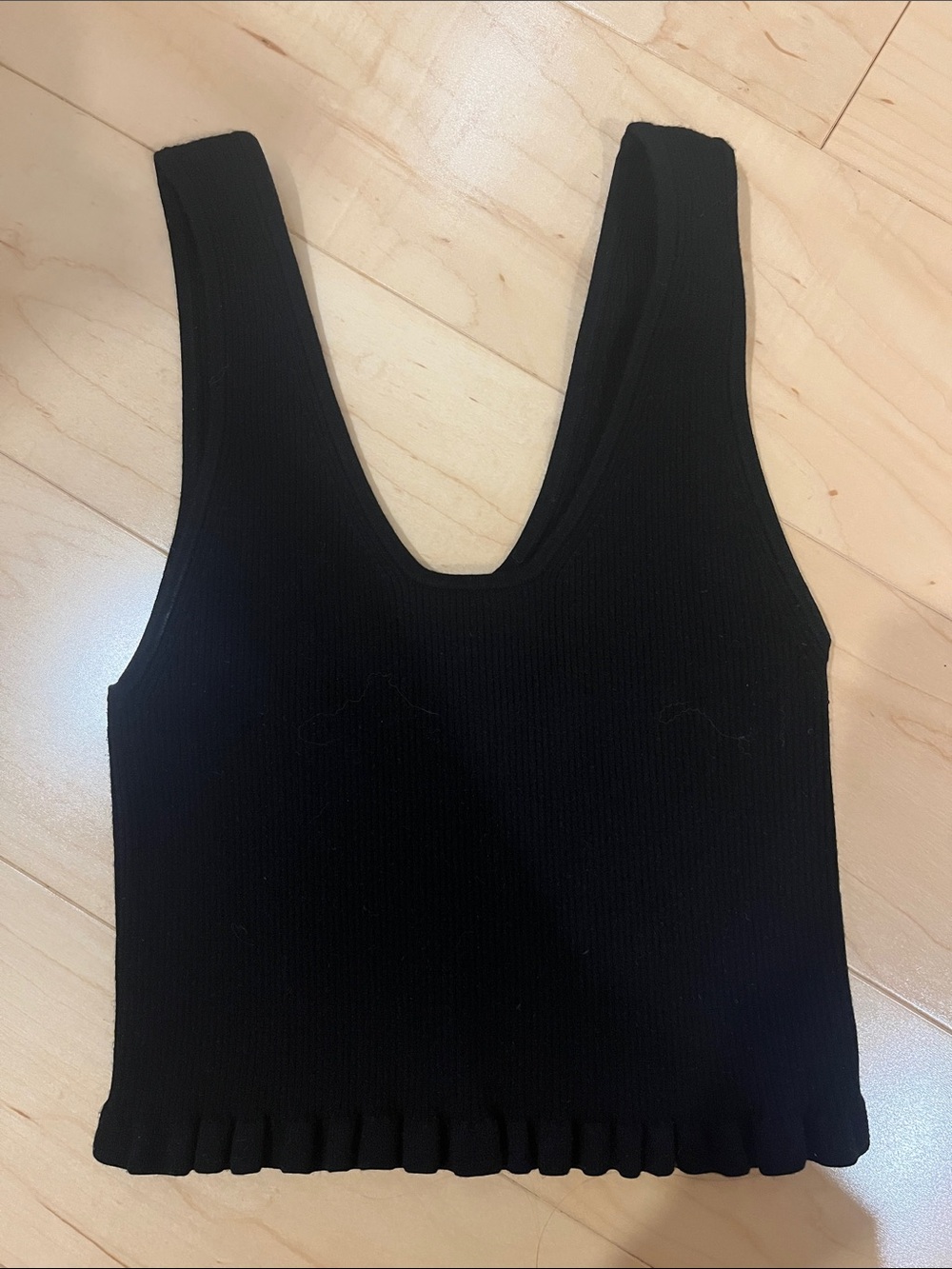 Aritzia Black Ribbed Knit Tank Top - Women